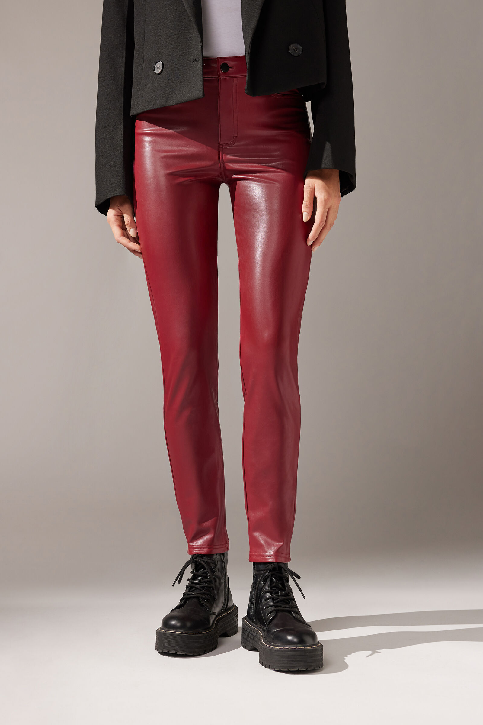 legging térmica efeito couro - vermelho