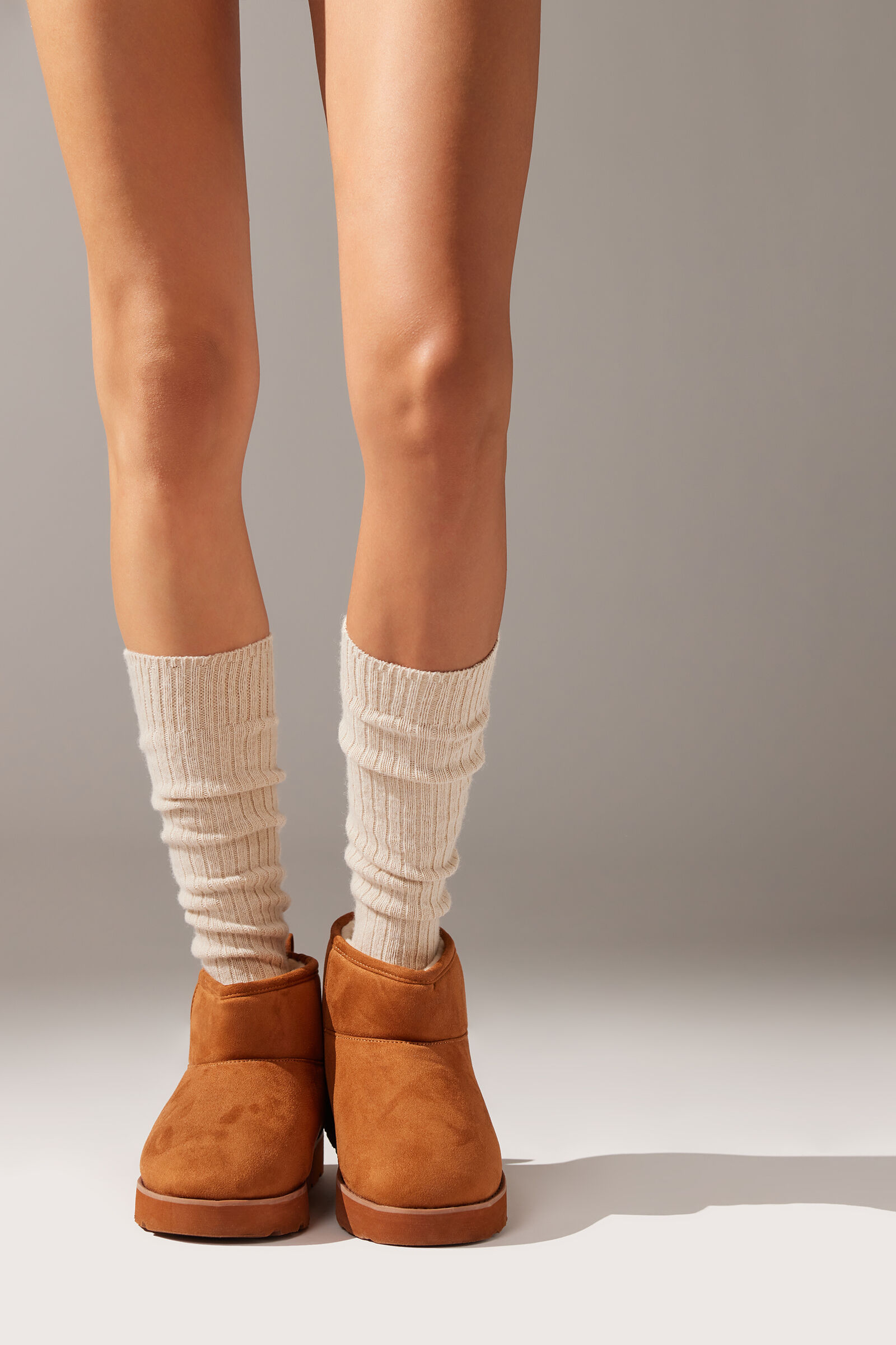 meia longa canelada em lã e cashmere - bege