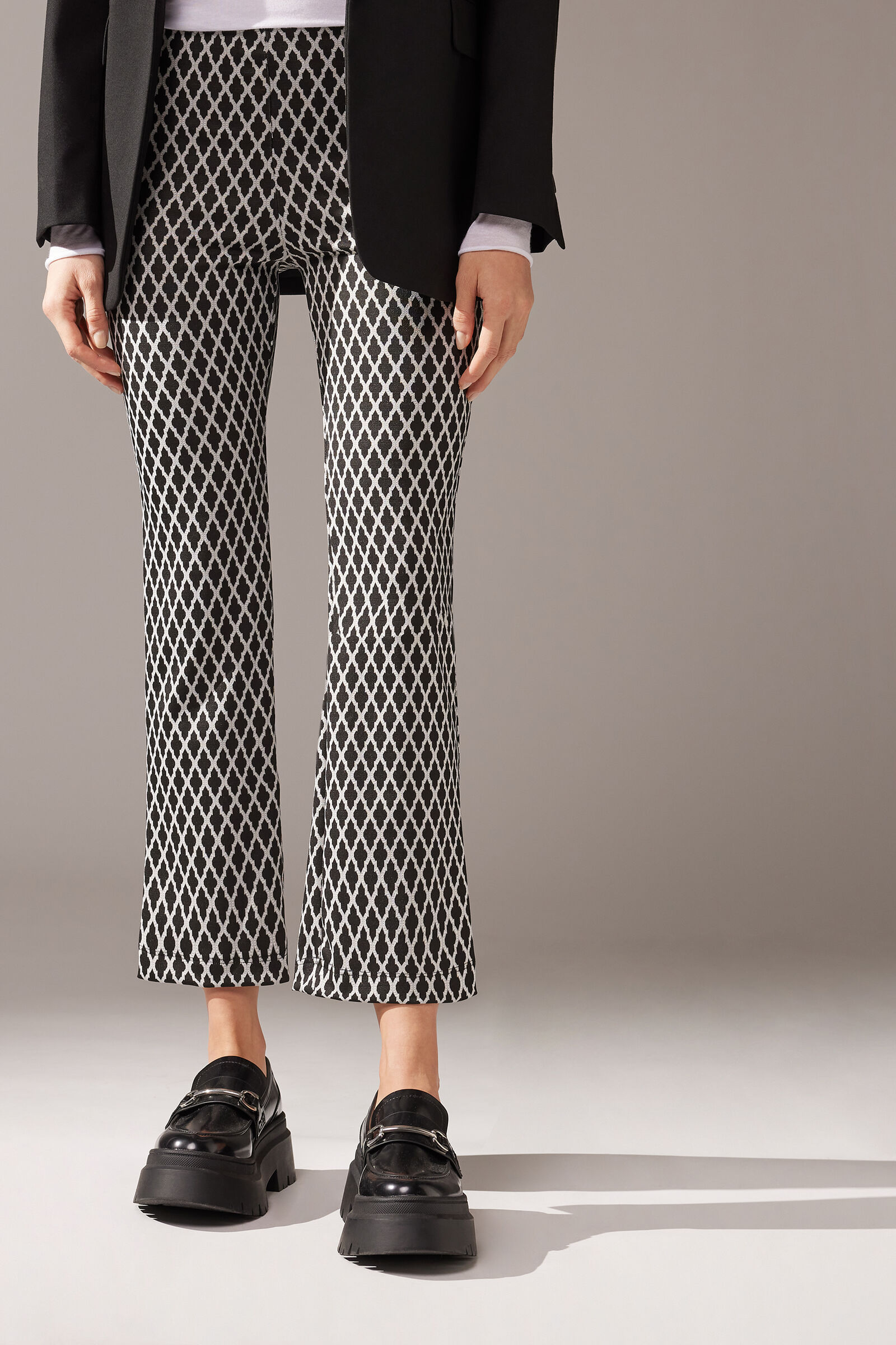 legging flare cropped com glitter - preto