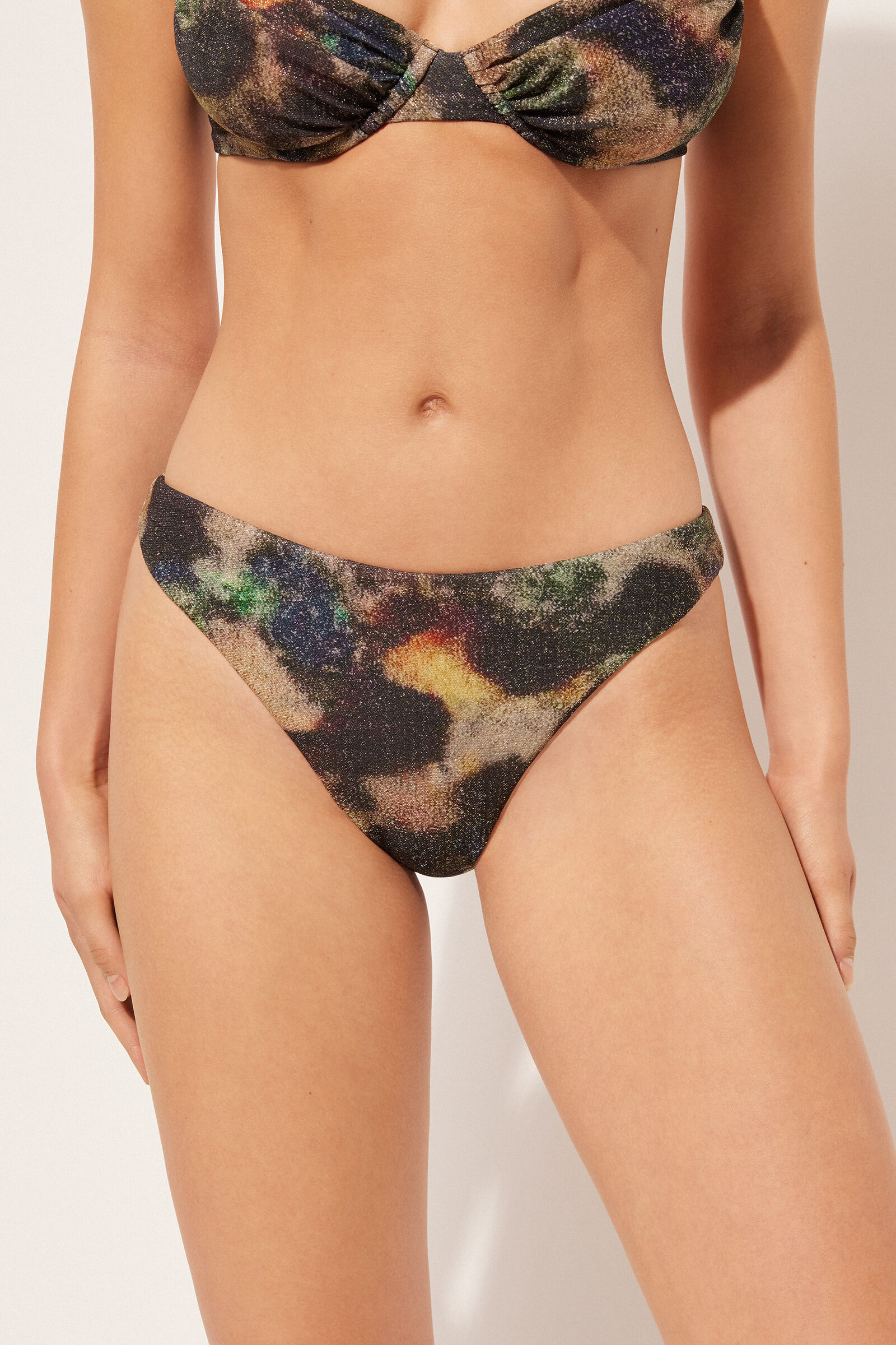 calcinha de biquíni sparkling camouflage - marrom