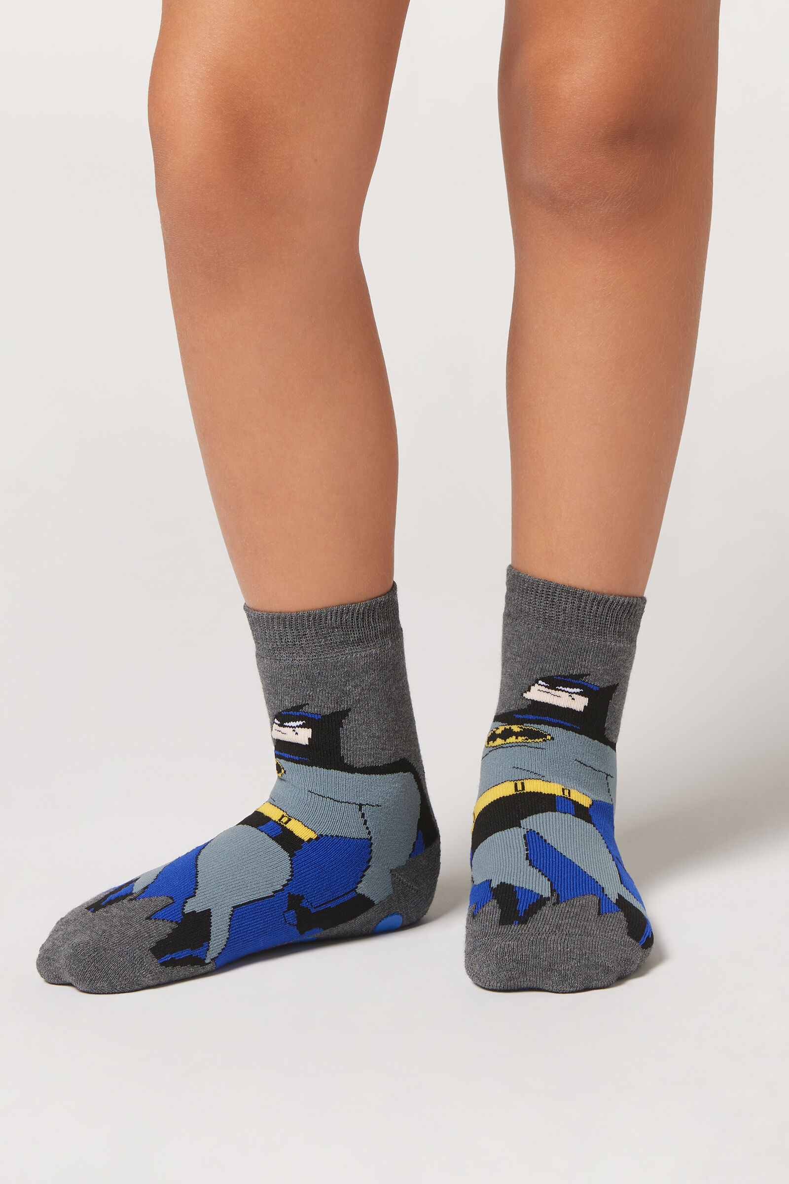 meia antiderrapante batman infantil - cinza