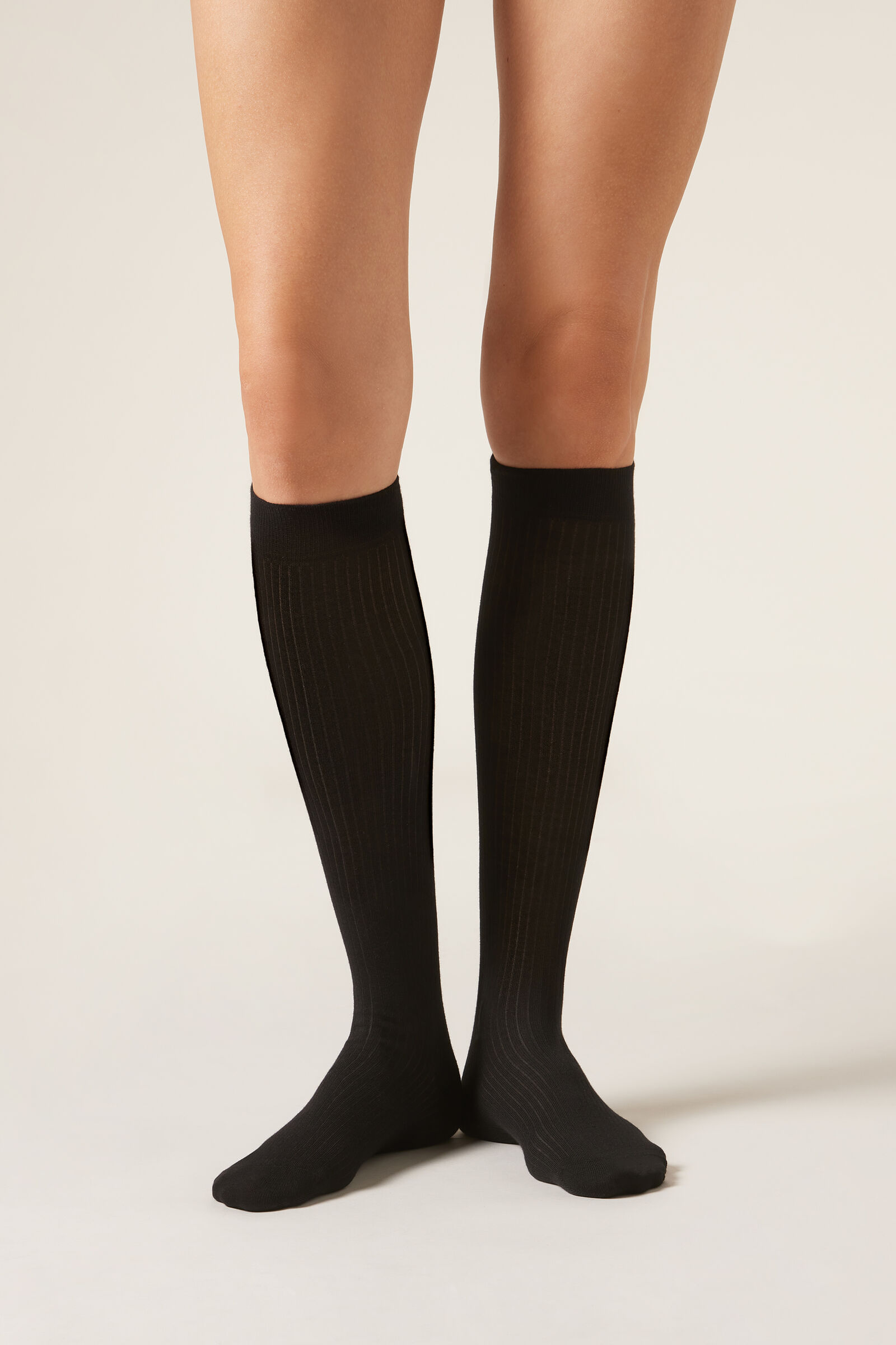 meia alta em algodão canelado - preto