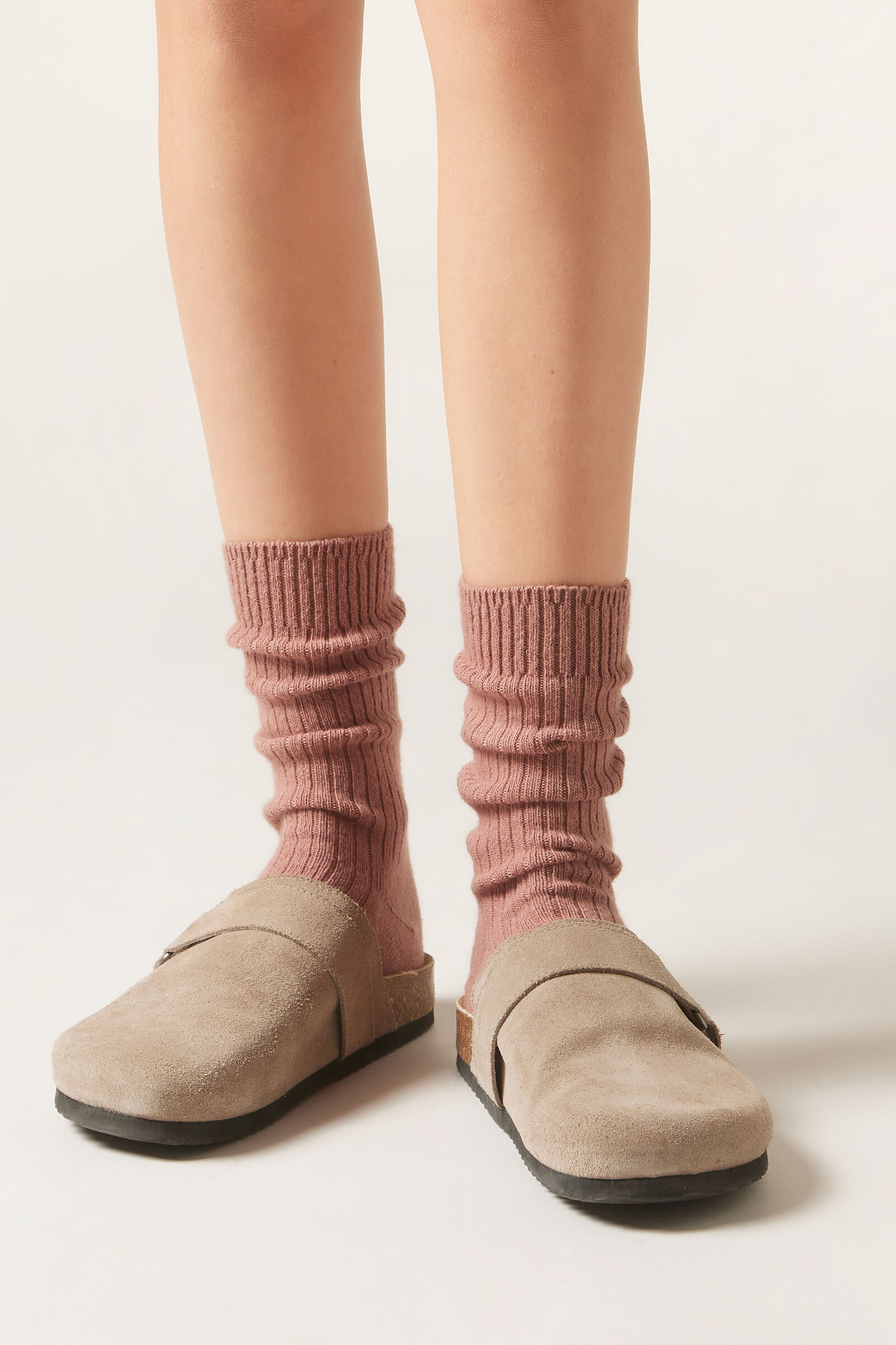 meia curta canelada em lã e cashmere - rosa