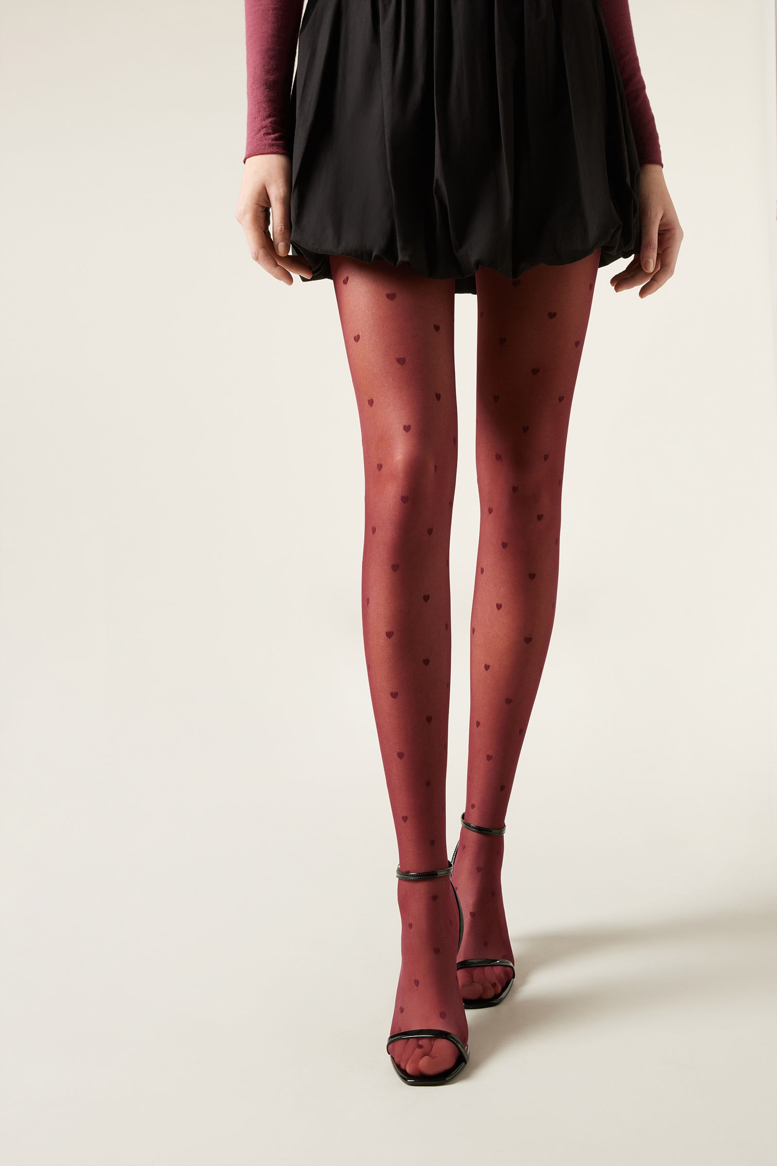 meia-calça com poás de corações fio 30 - bordô